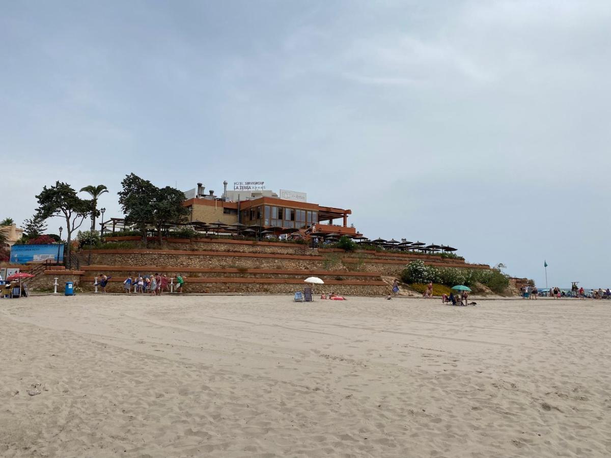 Orihuela Costa 3 Bdr Condo On La Zenia Beach With Patio ภายนอก รูปภาพ