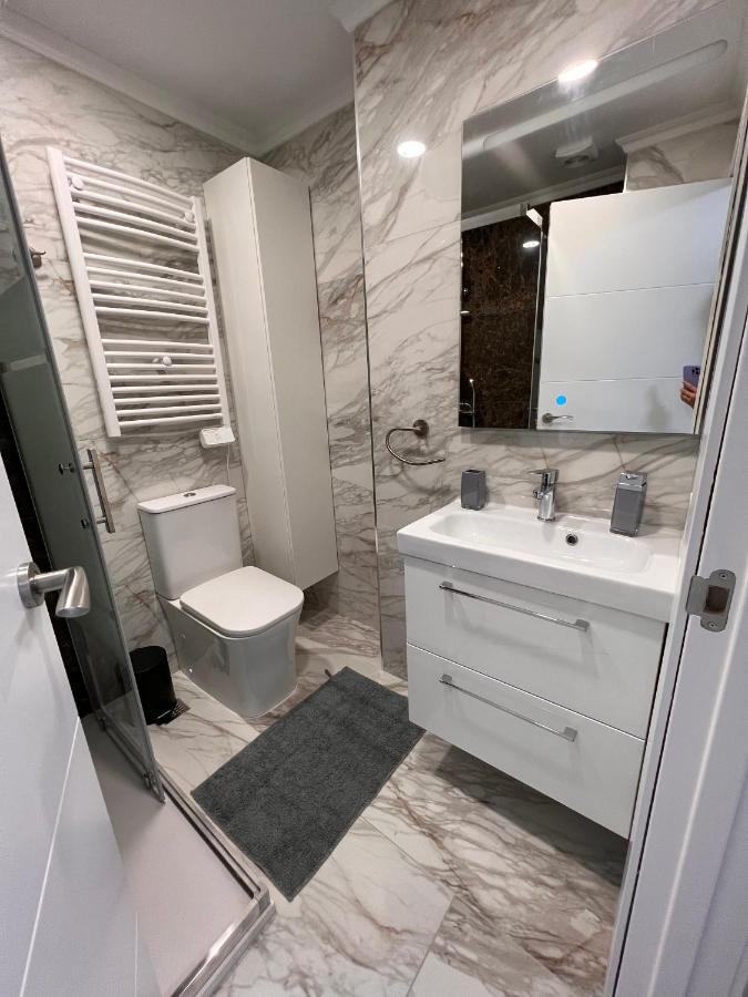 Orihuela Costa 3 Bdr Condo On La Zenia Beach With Patio ภายนอก รูปภาพ