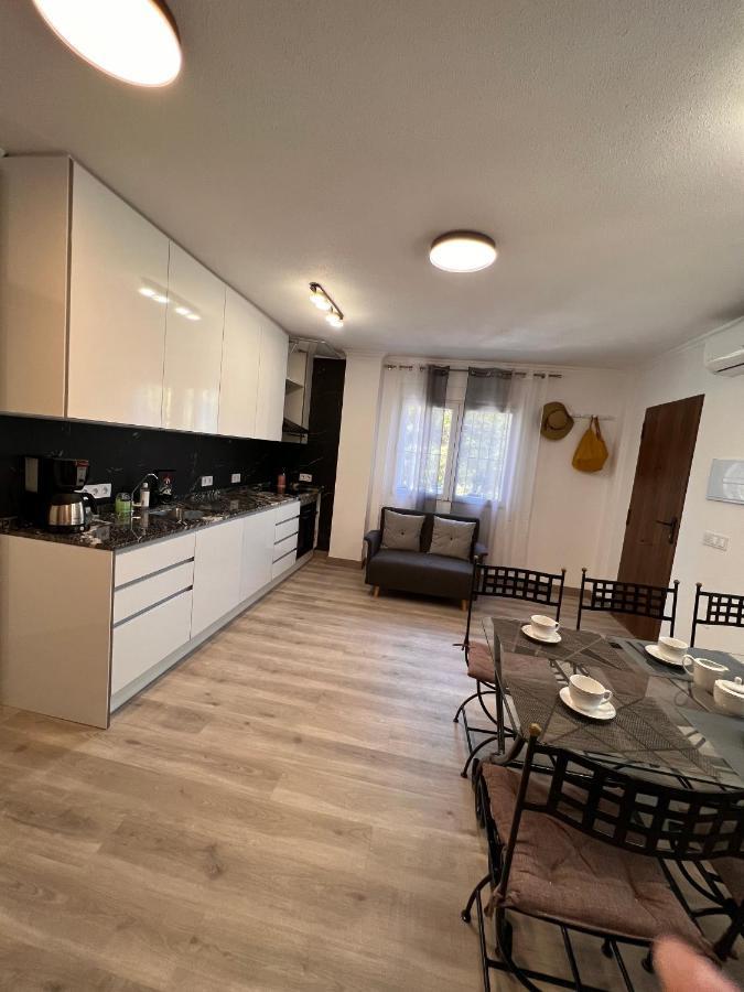 Orihuela Costa 3 Bdr Condo On La Zenia Beach With Patio ภายนอก รูปภาพ
